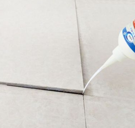 当涂瓷砖空鼓维修公司分享卫生间瓷砖脱落的原因可能有以下几点